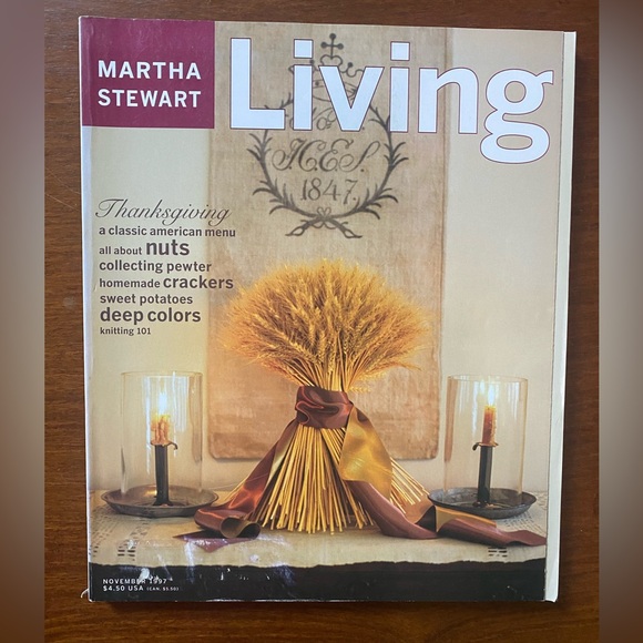 Set of 2 Martha Stewart Living Magazines - Nov 1997 and 2001 - Picture 2 of 5